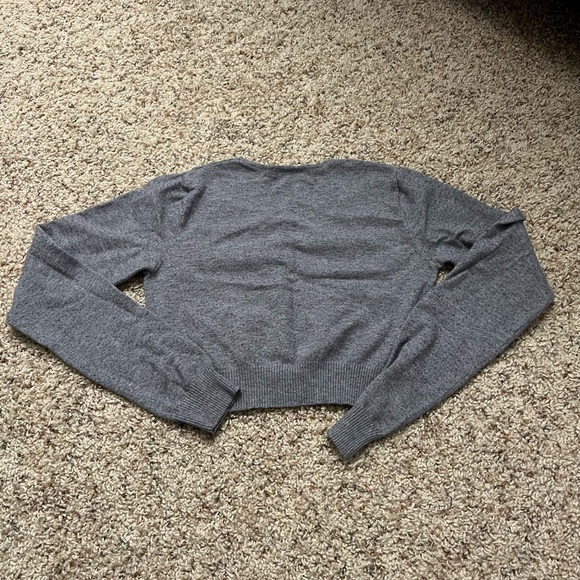 Brandy Melville Grey Long Sleeve Shirt - Picture 2 of 2